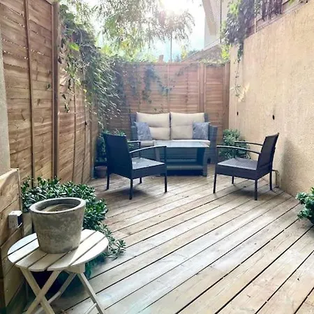 Magnifique Studio Au Calme Avec Grande Terrasse Apartamento Le Cannet